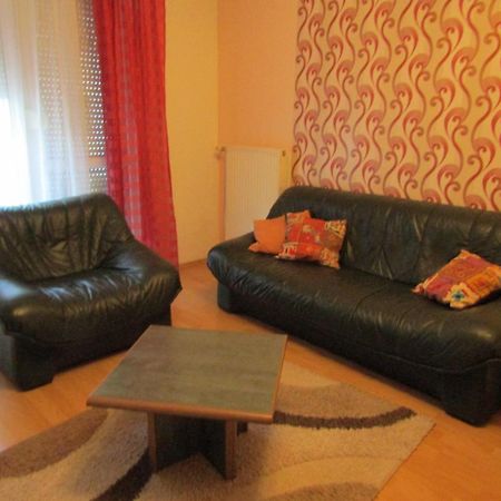 M.M. Home Apartman Győr Esterno foto